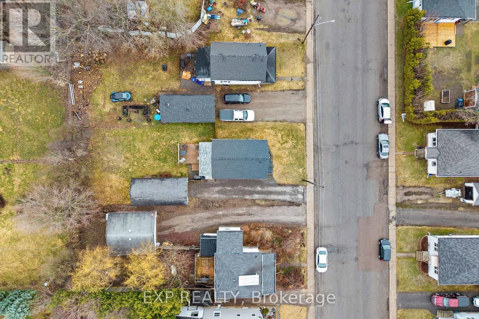 270 HARRY STREET Image 33