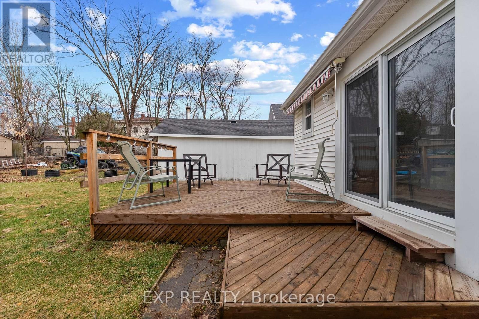 270 HARRY STREET Image 6