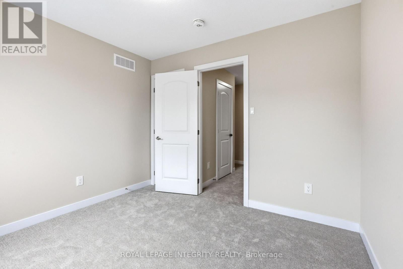 418 LES EMMERSON DRIVE Image 22