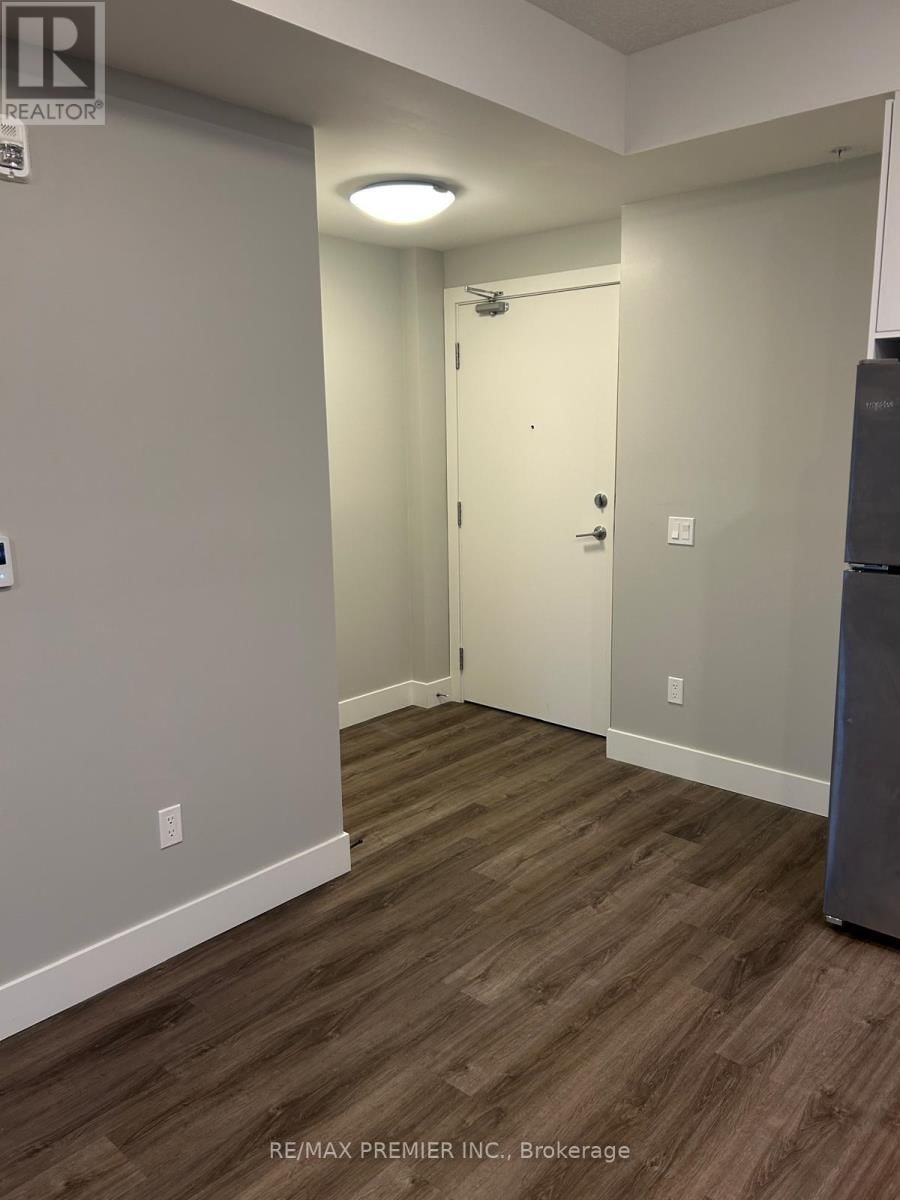 606 - 107 ROGER STREET Image 18