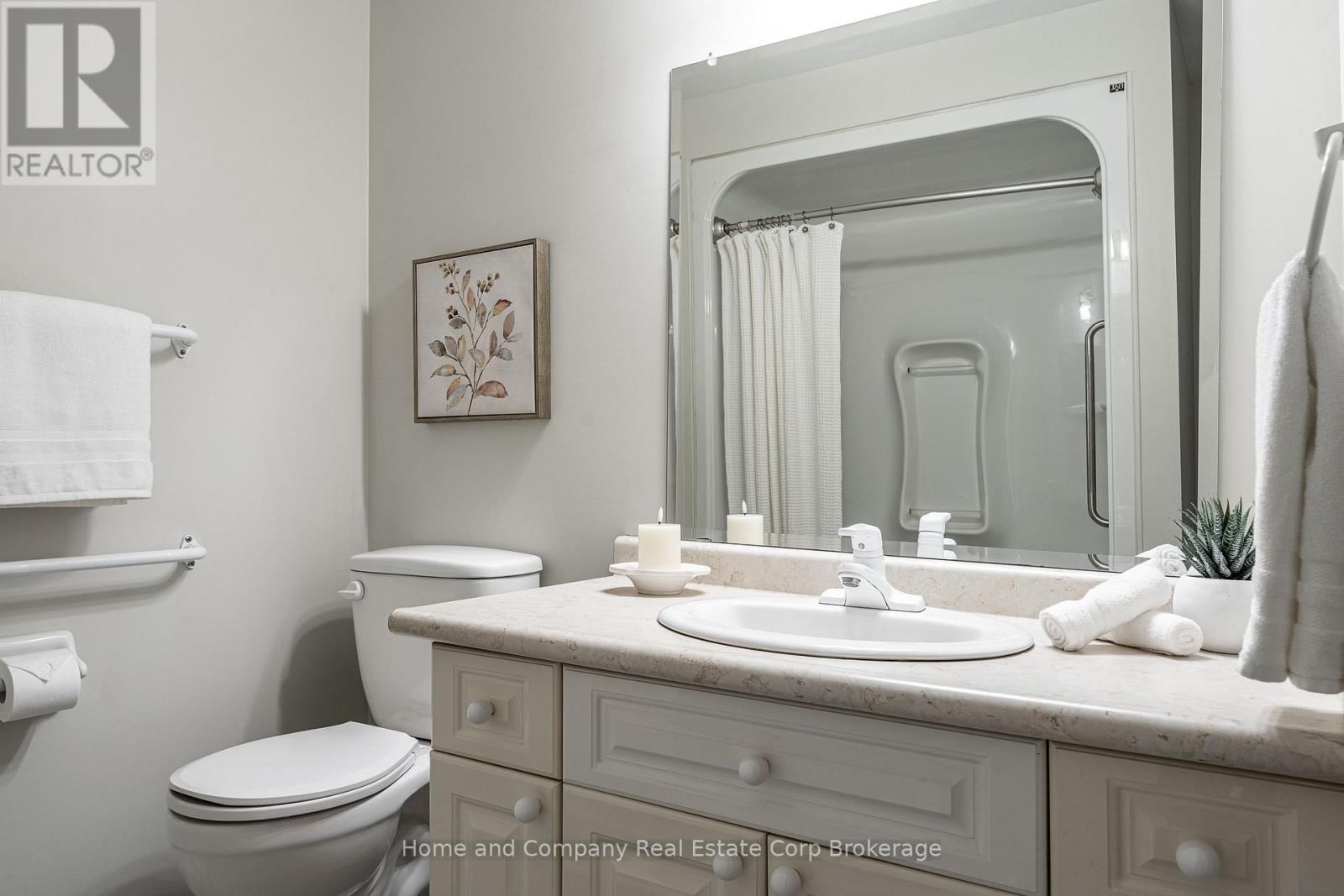 295 NORMAN STREET Image 25