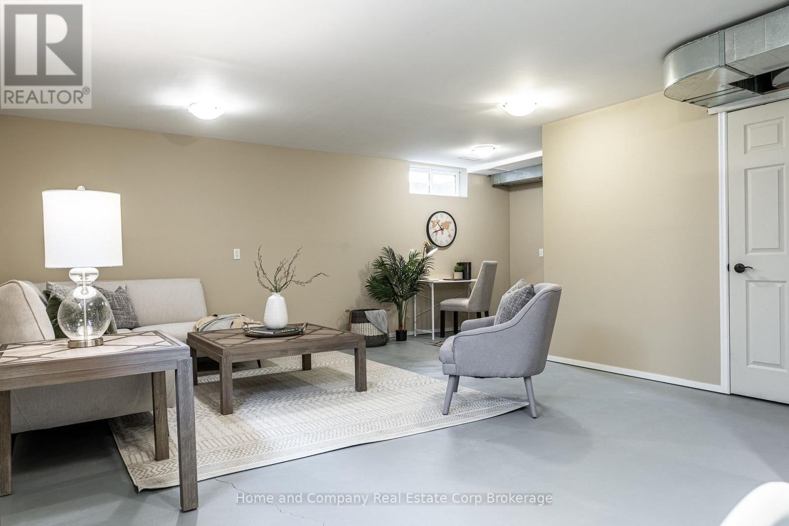 295 NORMAN STREET Image 34