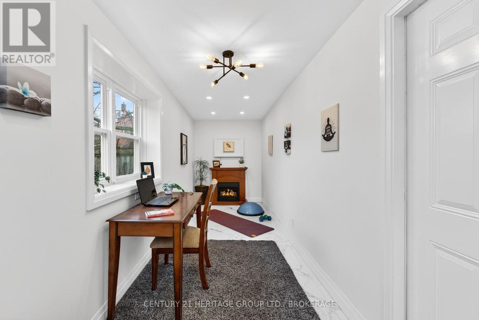 439 COLLEGE STREET Image 30