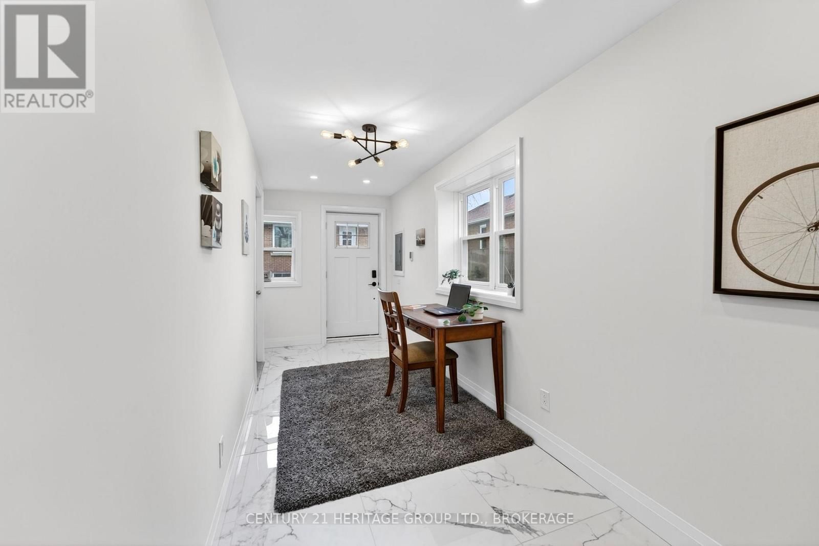 439 COLLEGE STREET Image 31