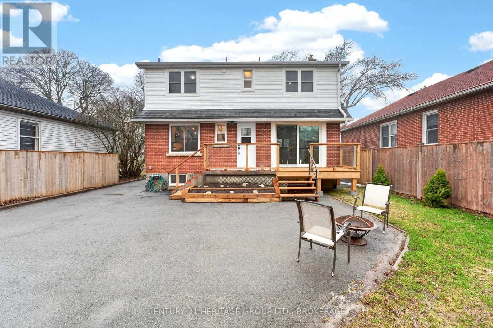 439 COLLEGE STREET Image 33