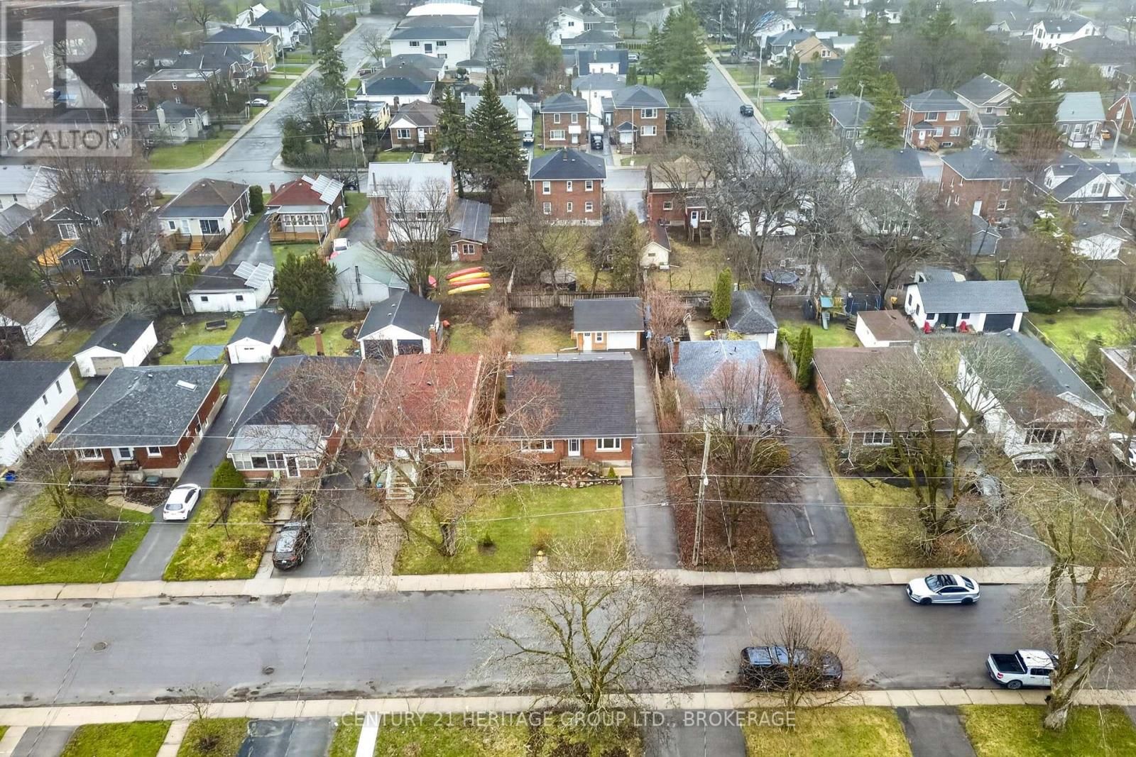 439 COLLEGE STREET Image 35