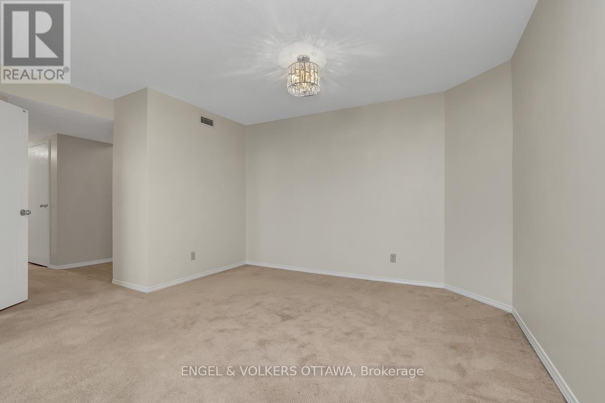 1103 - 1705 PLAYFAIR DRIVE Image 10