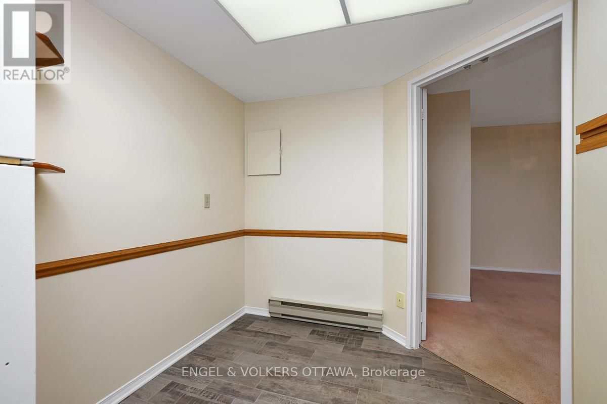 1103 - 1705 PLAYFAIR DRIVE Image 18