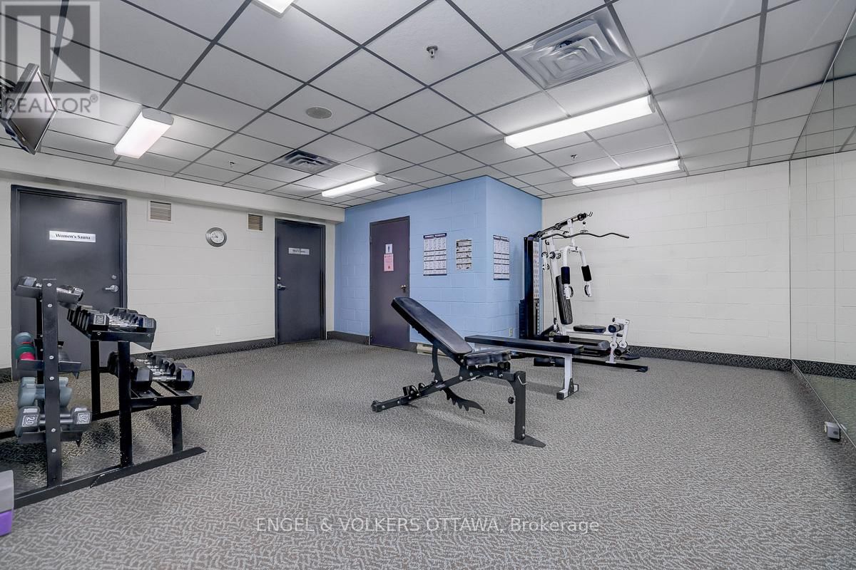 1103 - 1705 PLAYFAIR DRIVE Image 37