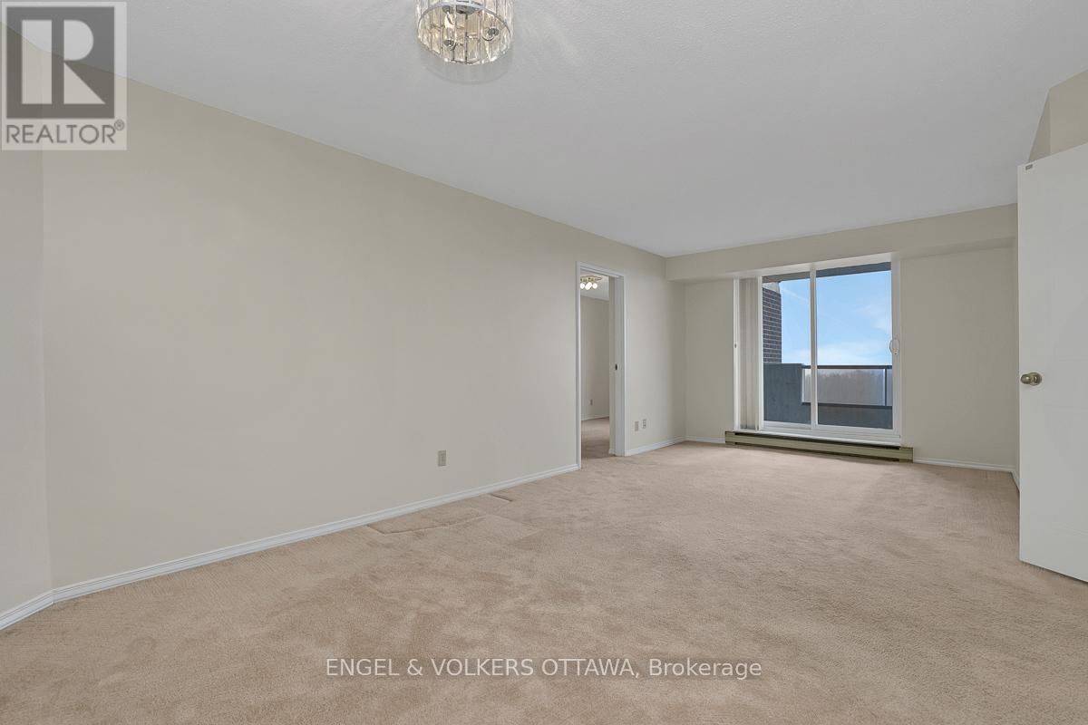 1103 - 1705 PLAYFAIR DRIVE Image 8