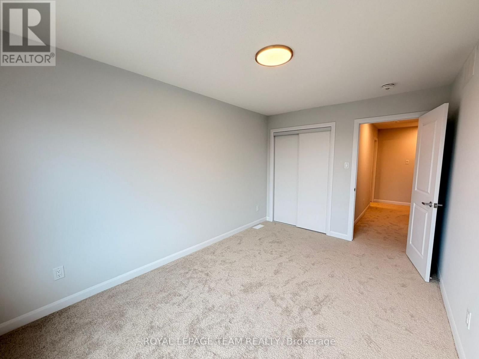 284 BANKSIDE WAY Image 17