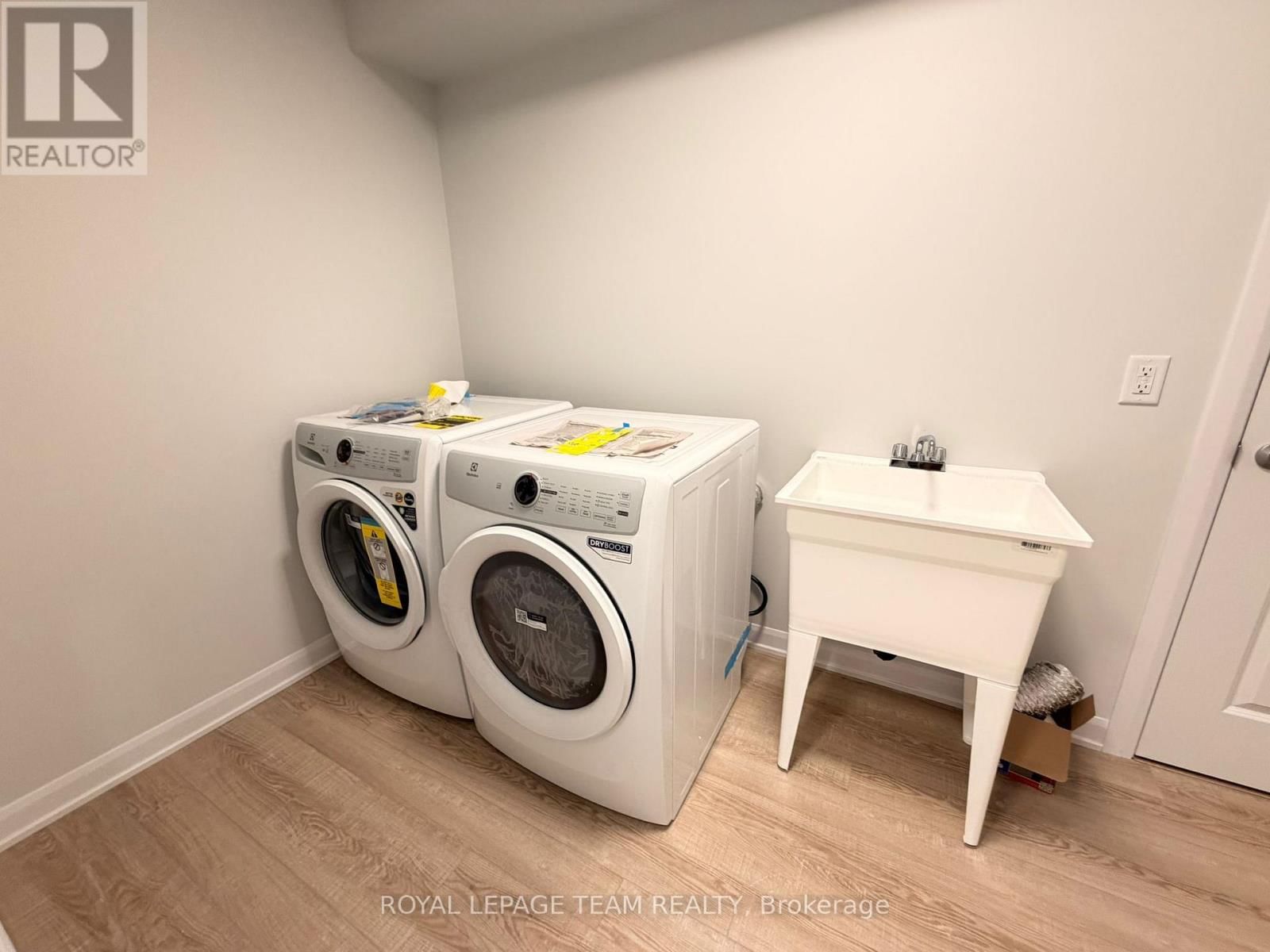 284 BANKSIDE WAY Image 4