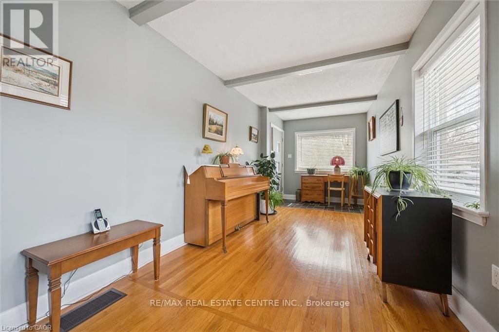 155 HUNGERFORD ROAD Image 14