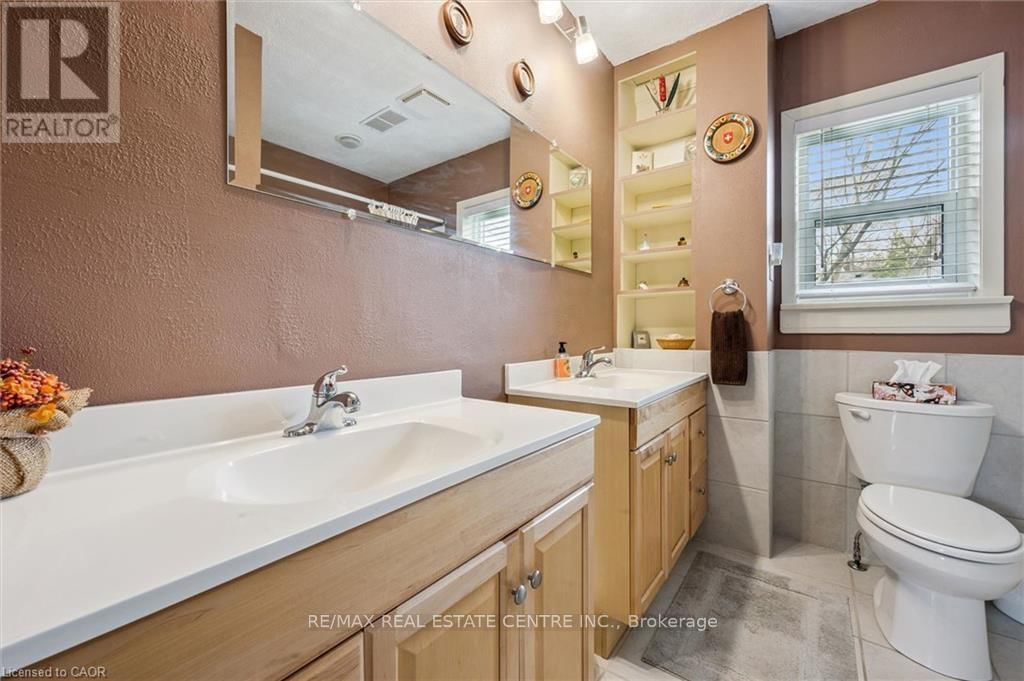 155 HUNGERFORD ROAD Image 28