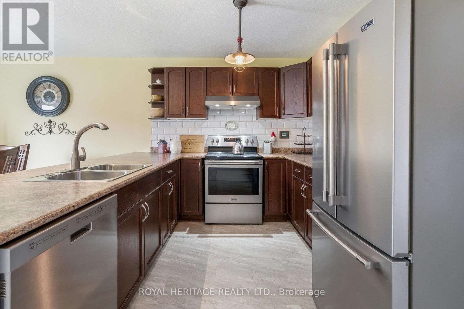 1 KYLE COURT Image 18