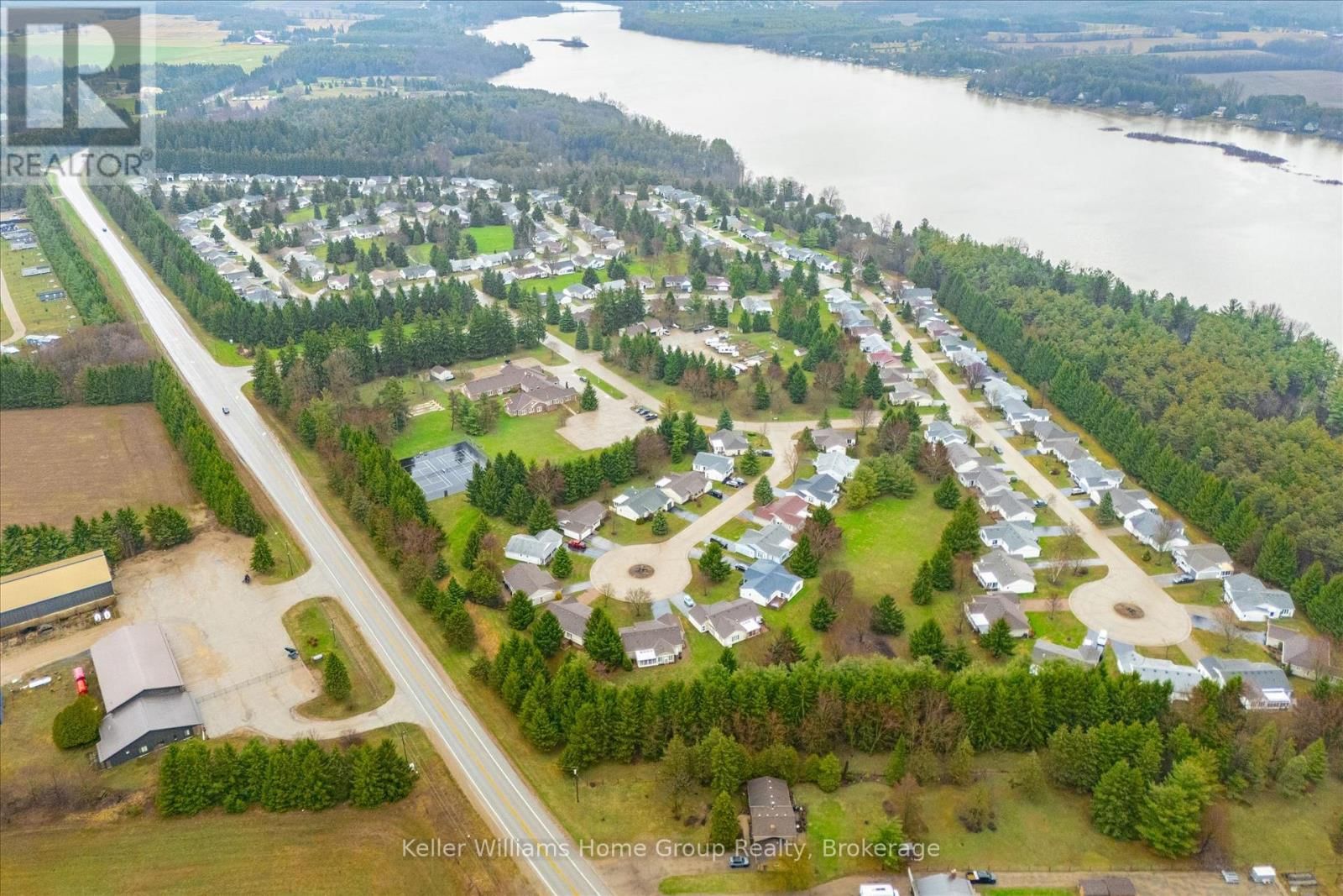 129 BRISTLECONE COURT Image 35