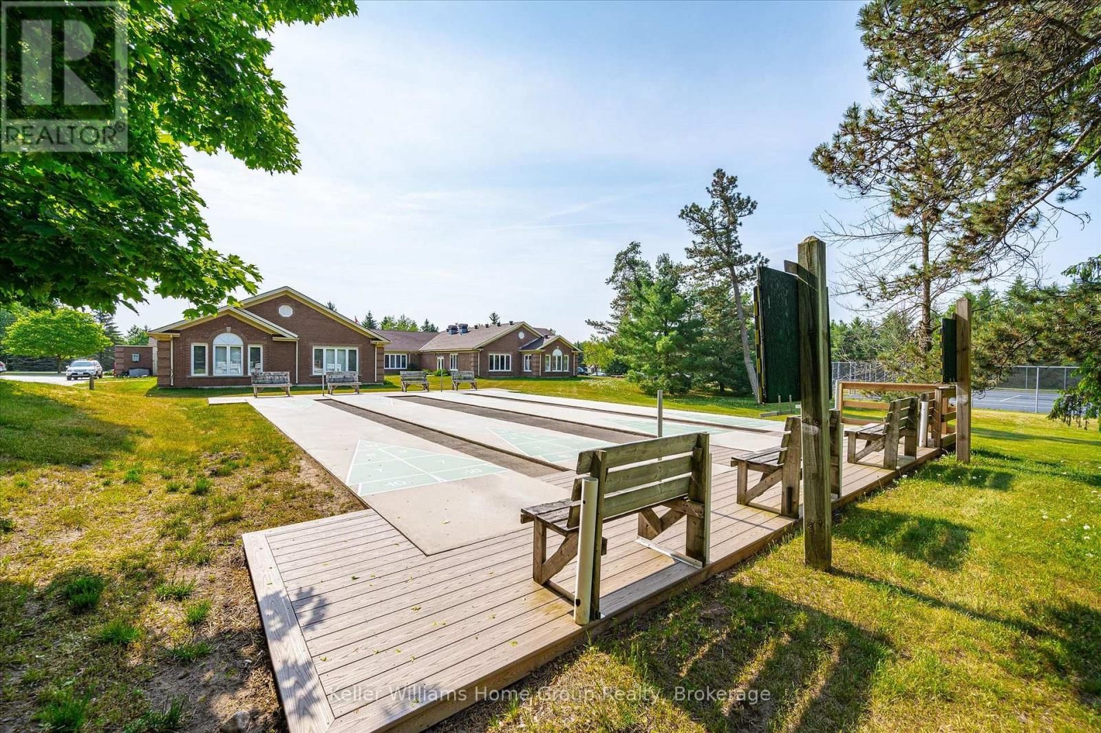 129 BRISTLECONE COURT Image 43