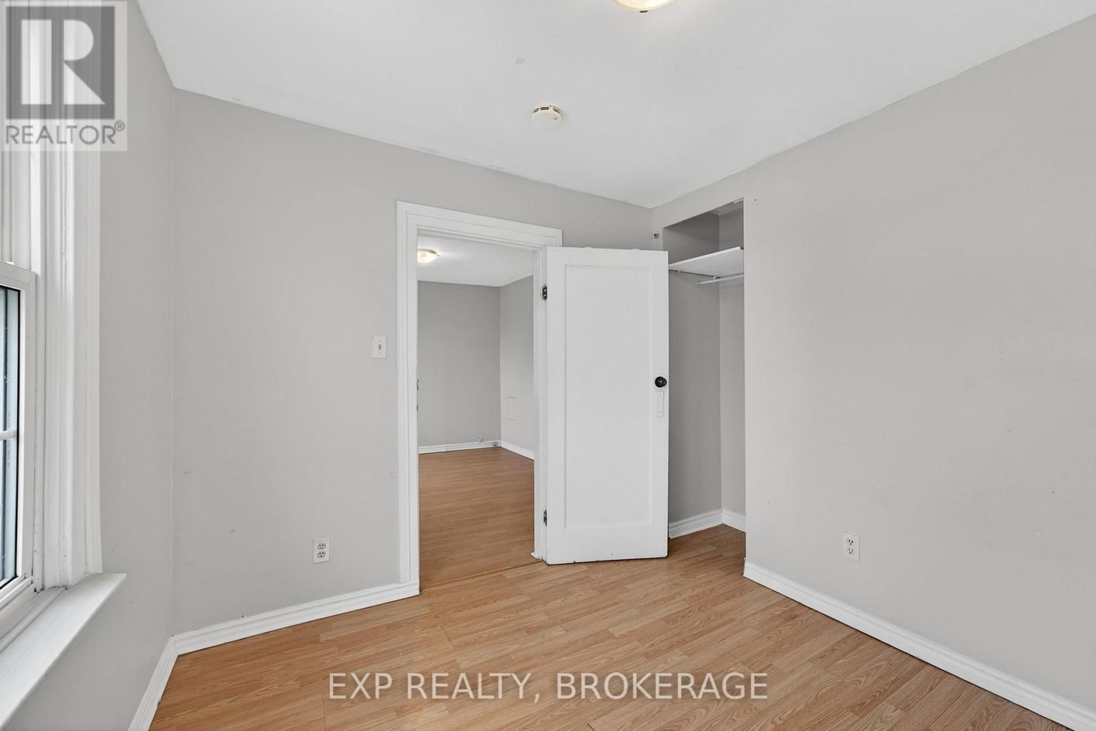 632 MACDONNELL STREET Image 10