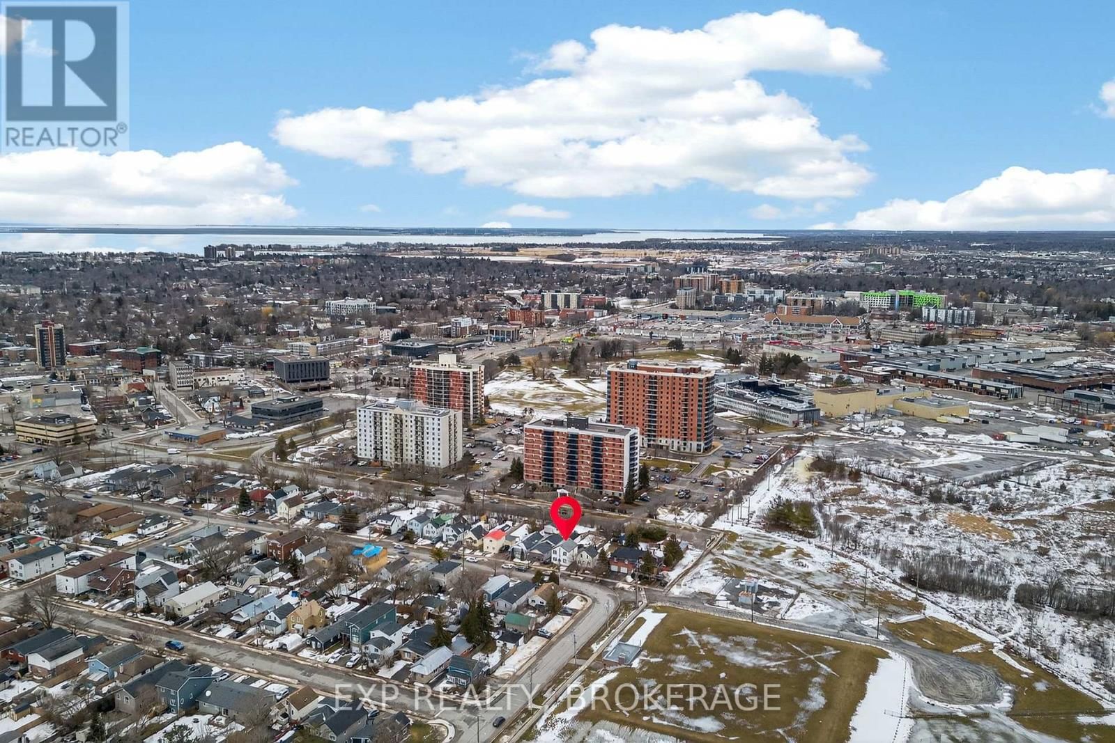 632 MACDONNELL STREET Image 18