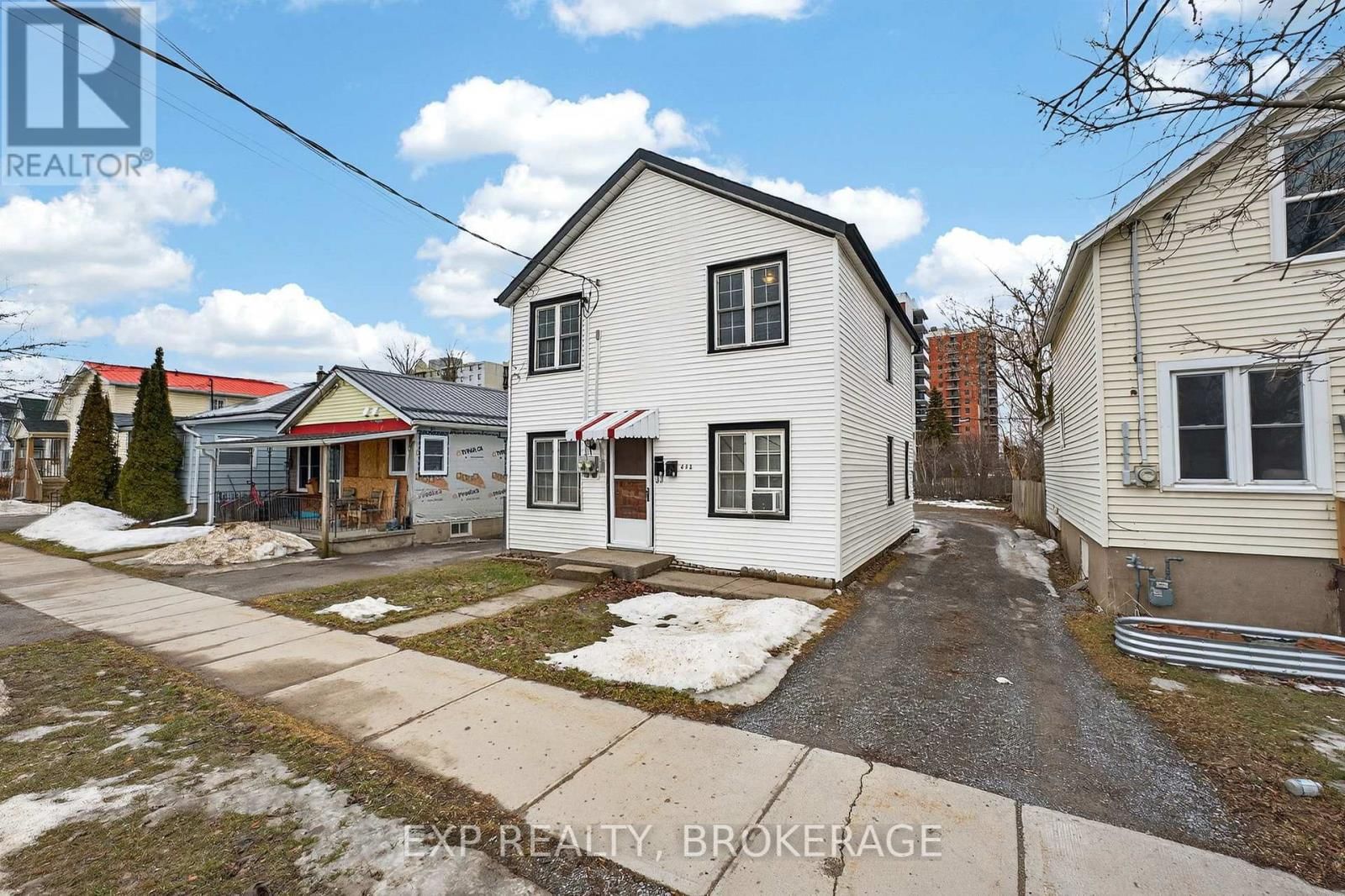 632 MACDONNELL STREET Image 2