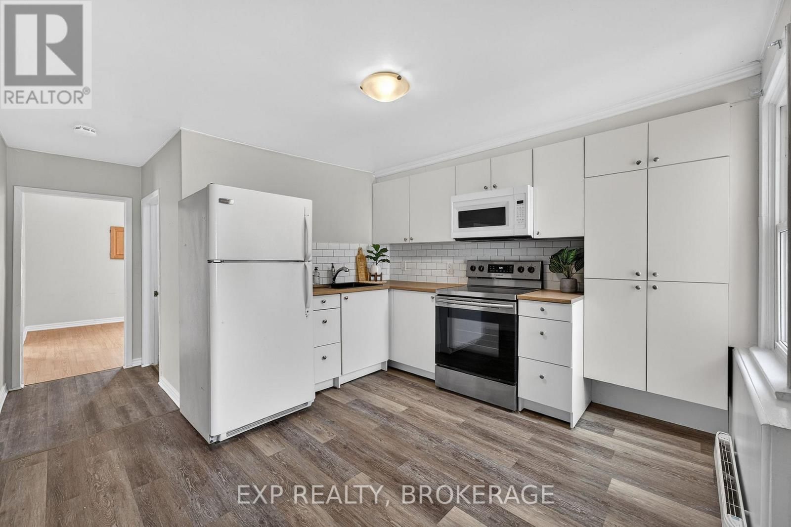 632 MACDONNELL STREET Image 7