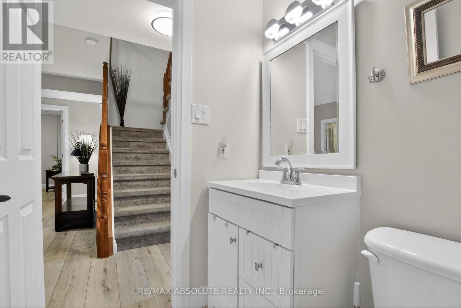 19 GOLDORA PRIVATE Image 28