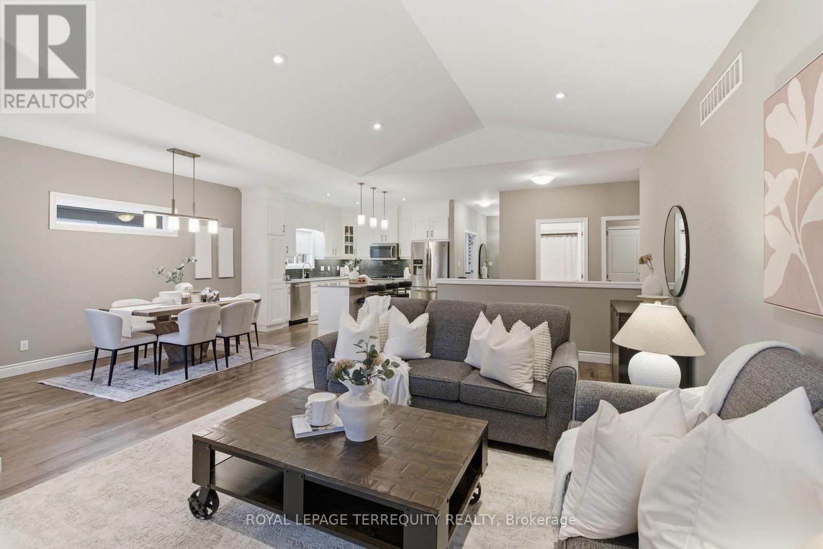 32 BIRCHMOUNT STREET Image 17