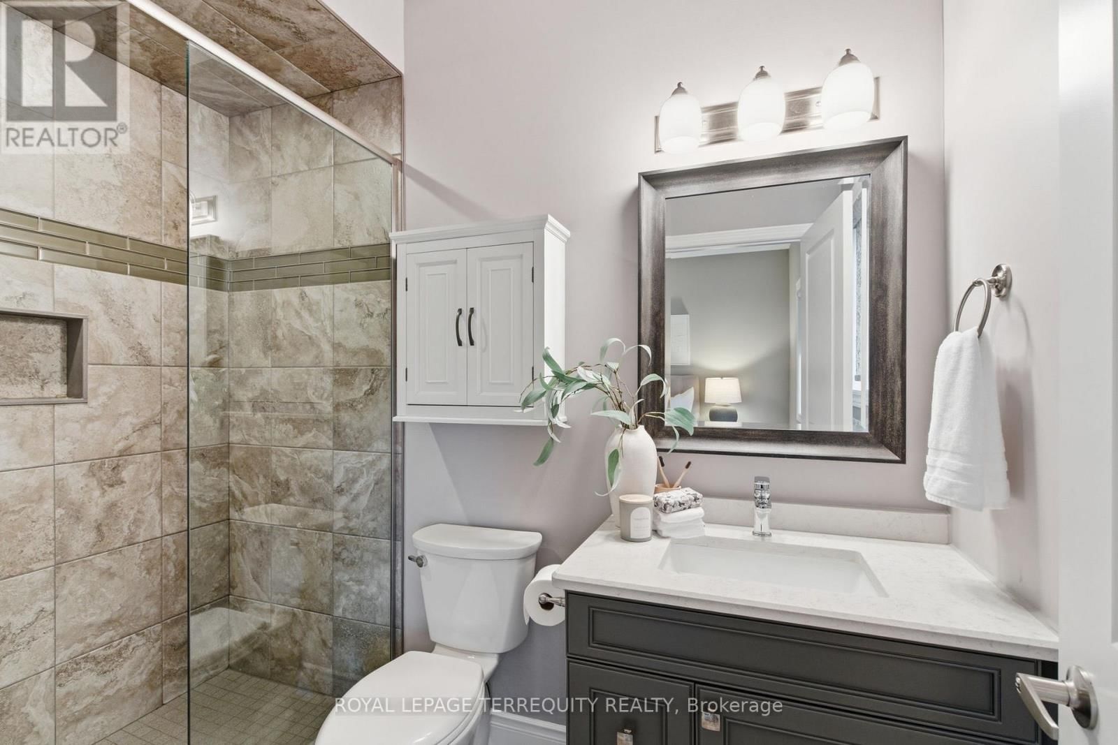 32 BIRCHMOUNT STREET Image 24