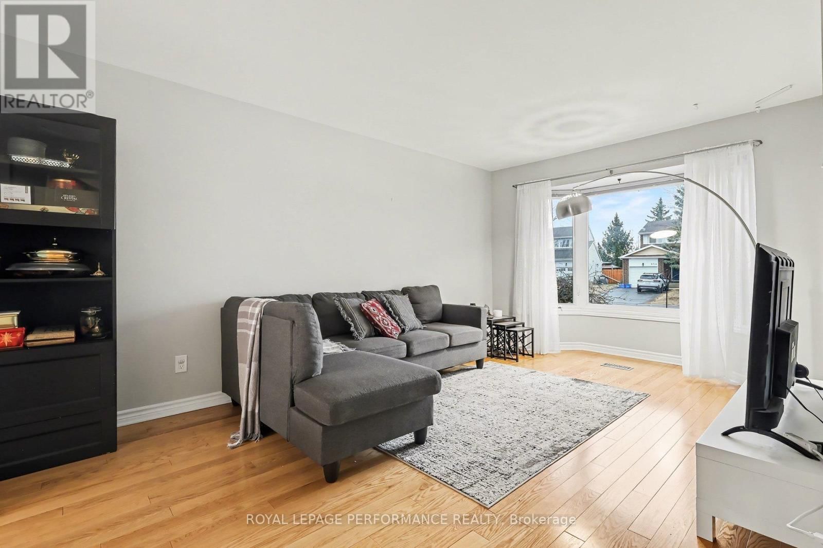 6417 ST LOUIS DRIVE Image 4