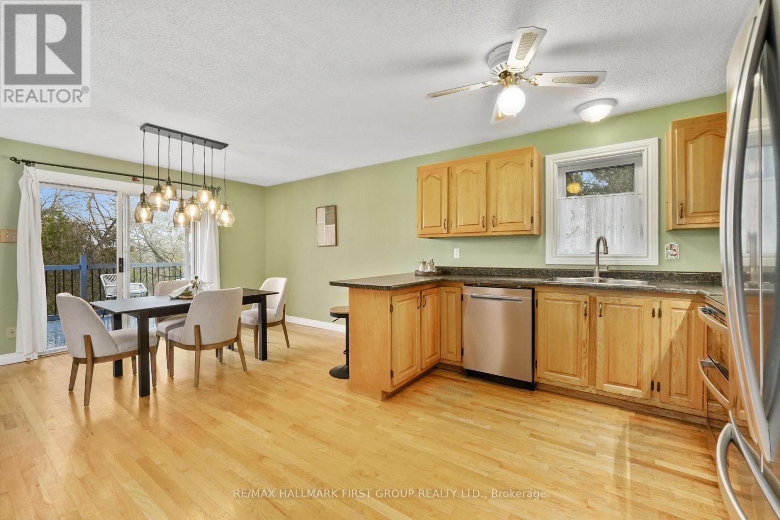 5139 MAIN STREET Image 15