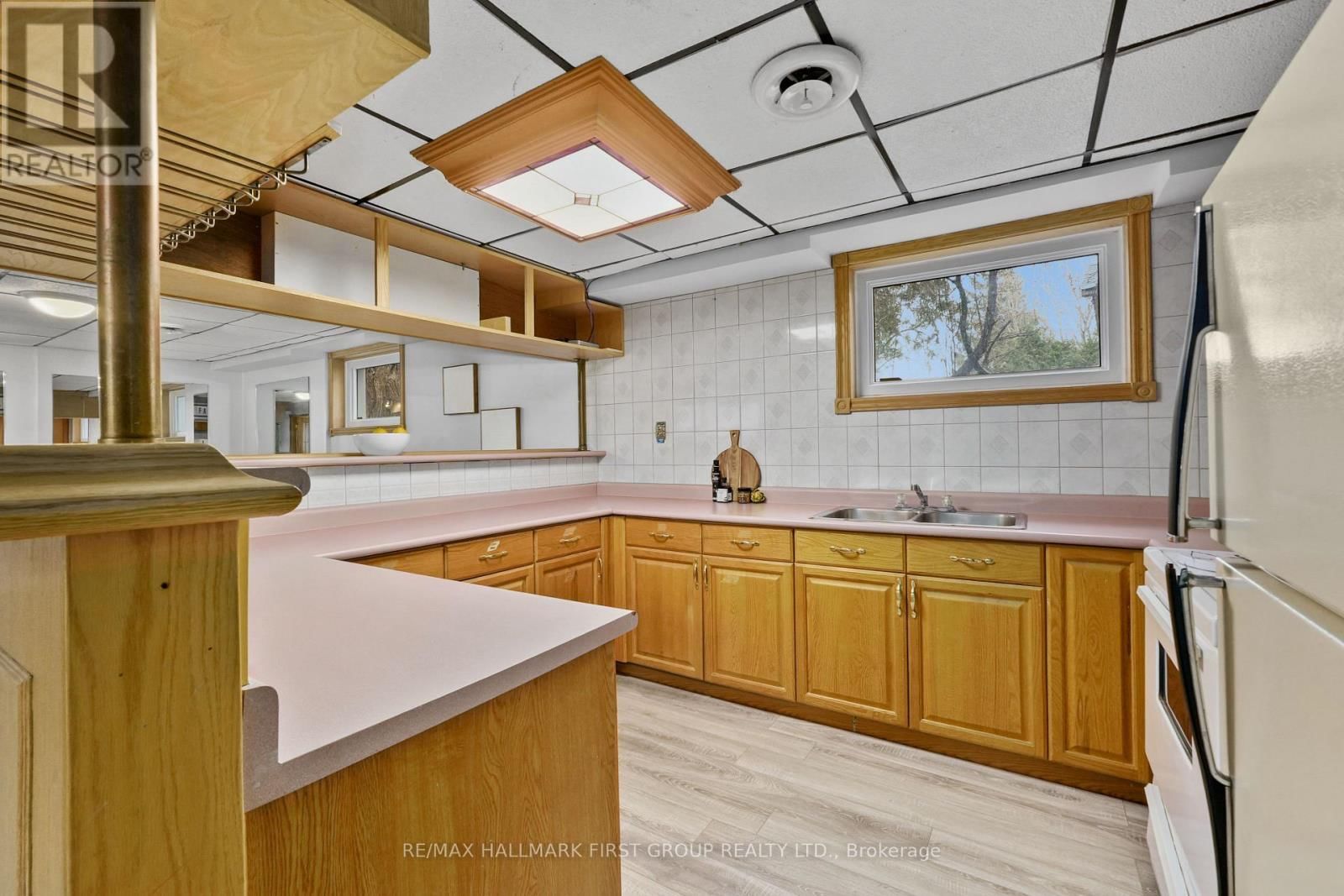 5139 MAIN STREET Image 28