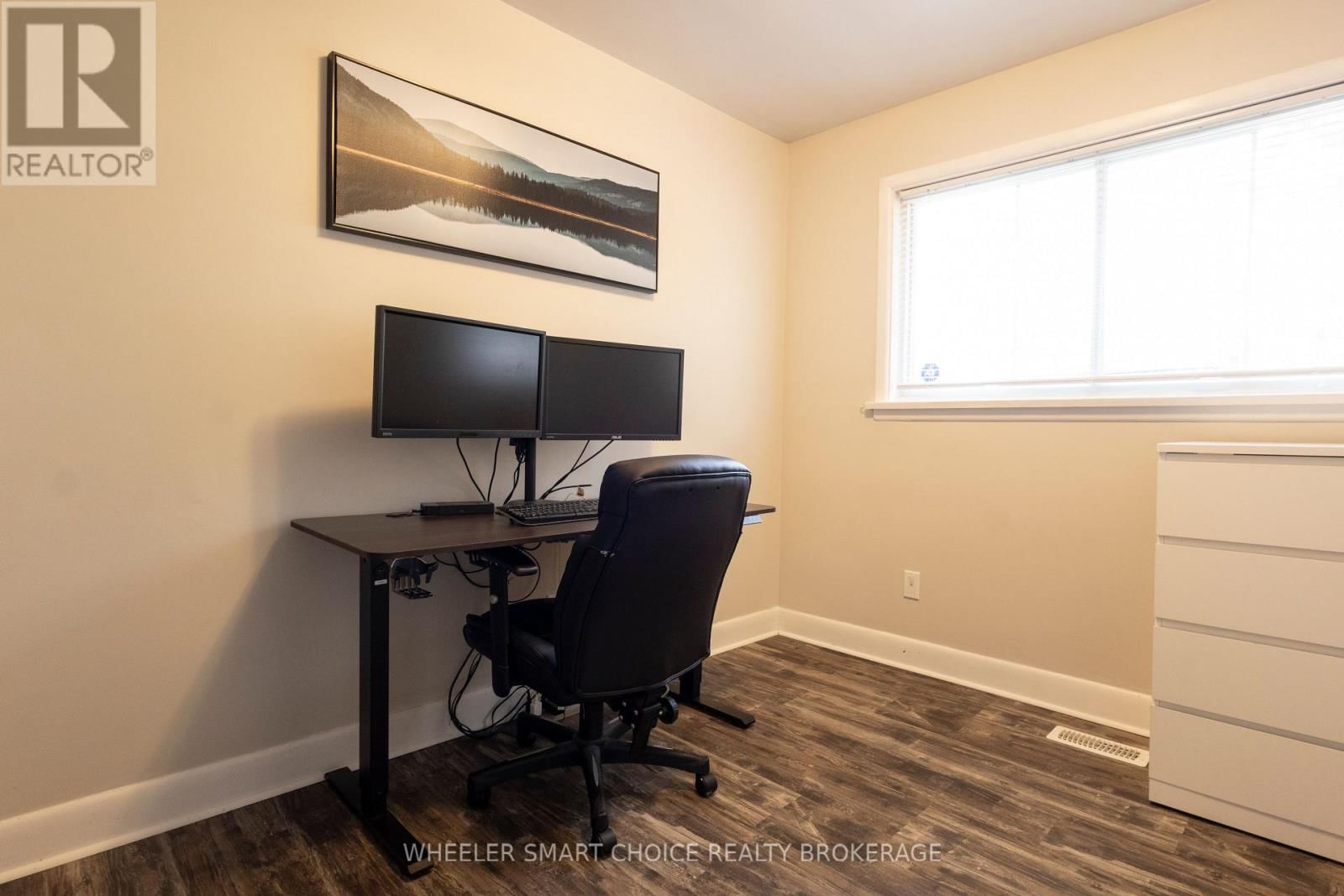 1412 BOYD STREET Image 29