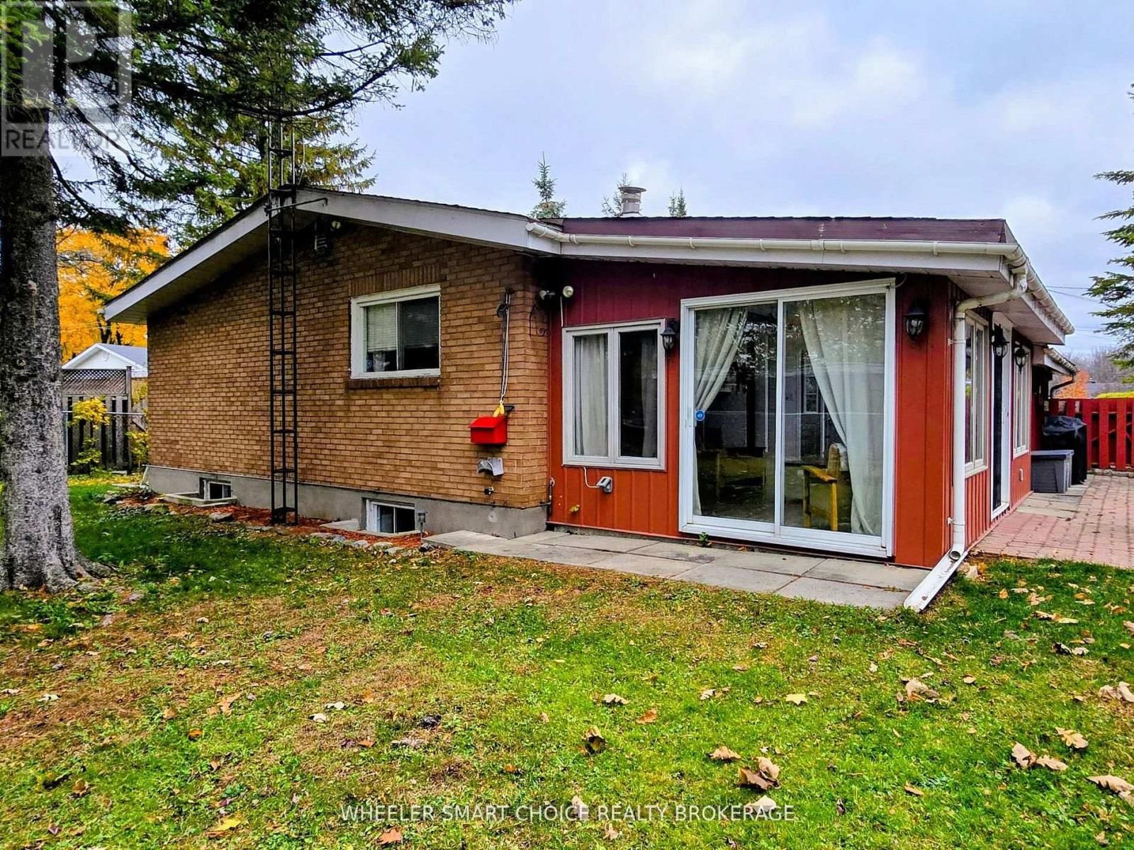 1412 BOYD STREET Image 48