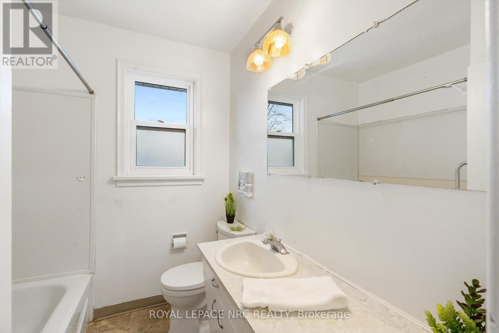 17 MILTON ROAD Image 16