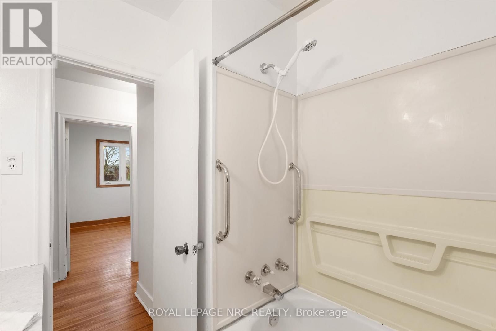 17 MILTON ROAD Image 17