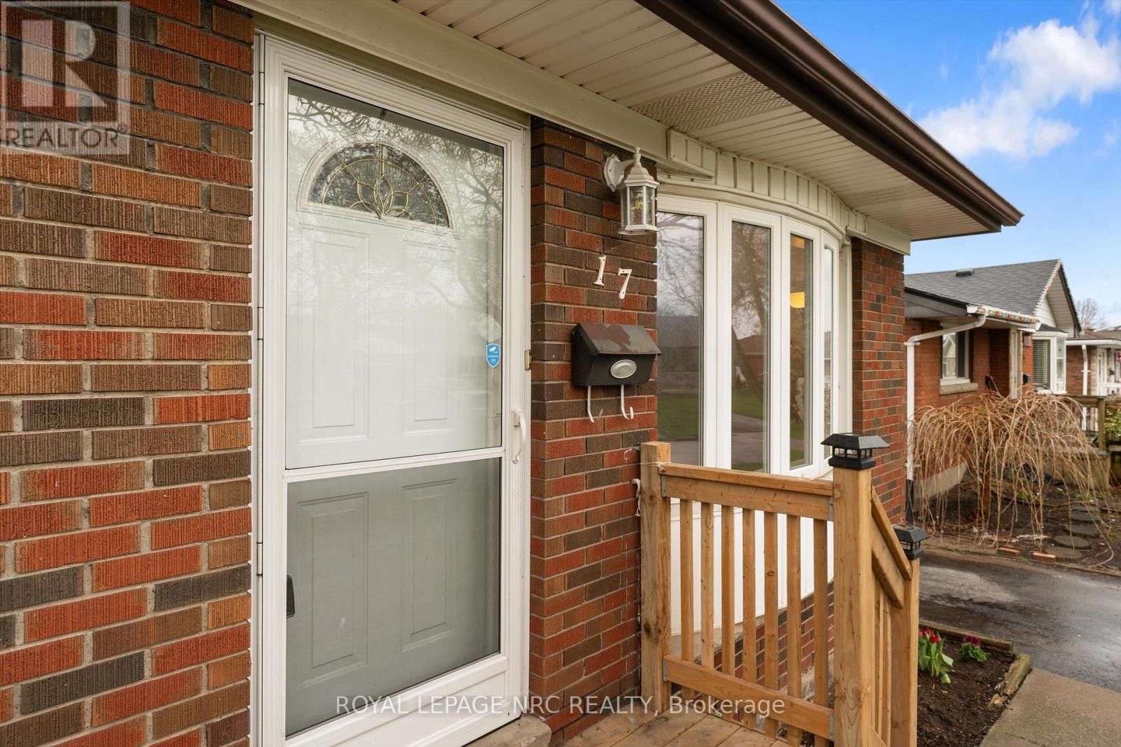 17 MILTON ROAD Image 35