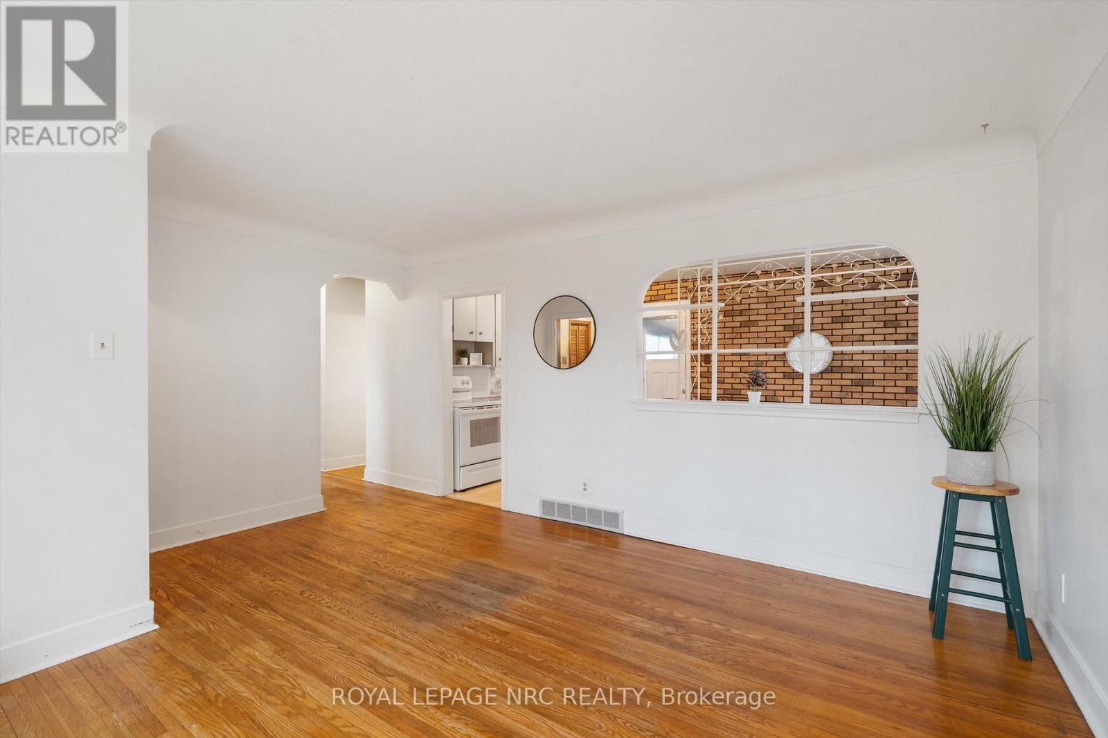 17 MILTON ROAD Image 7