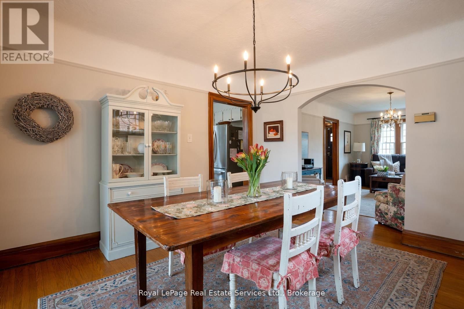 89 EDGEMONT STREET SOUTH Image 17