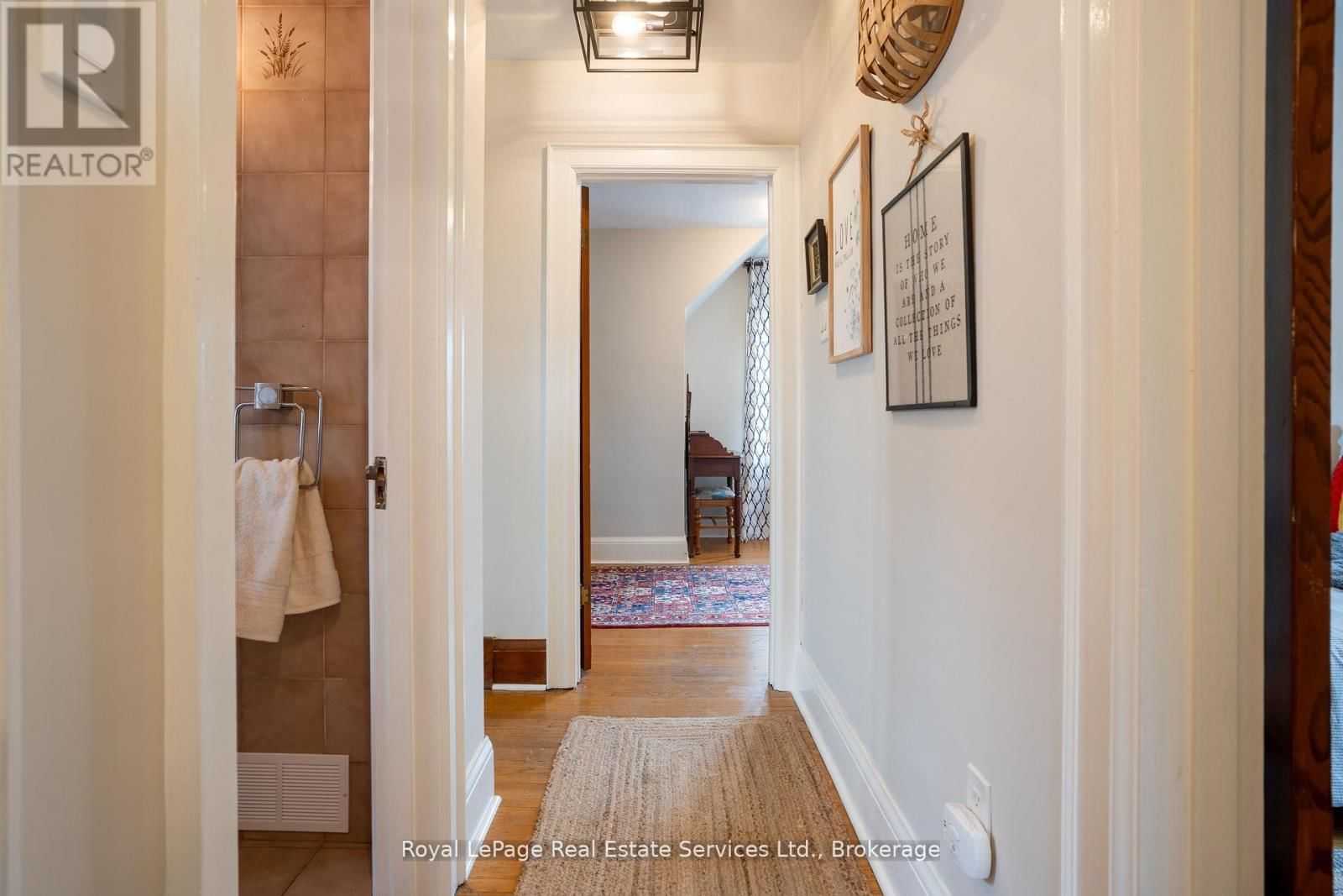 89 EDGEMONT STREET SOUTH Image 23