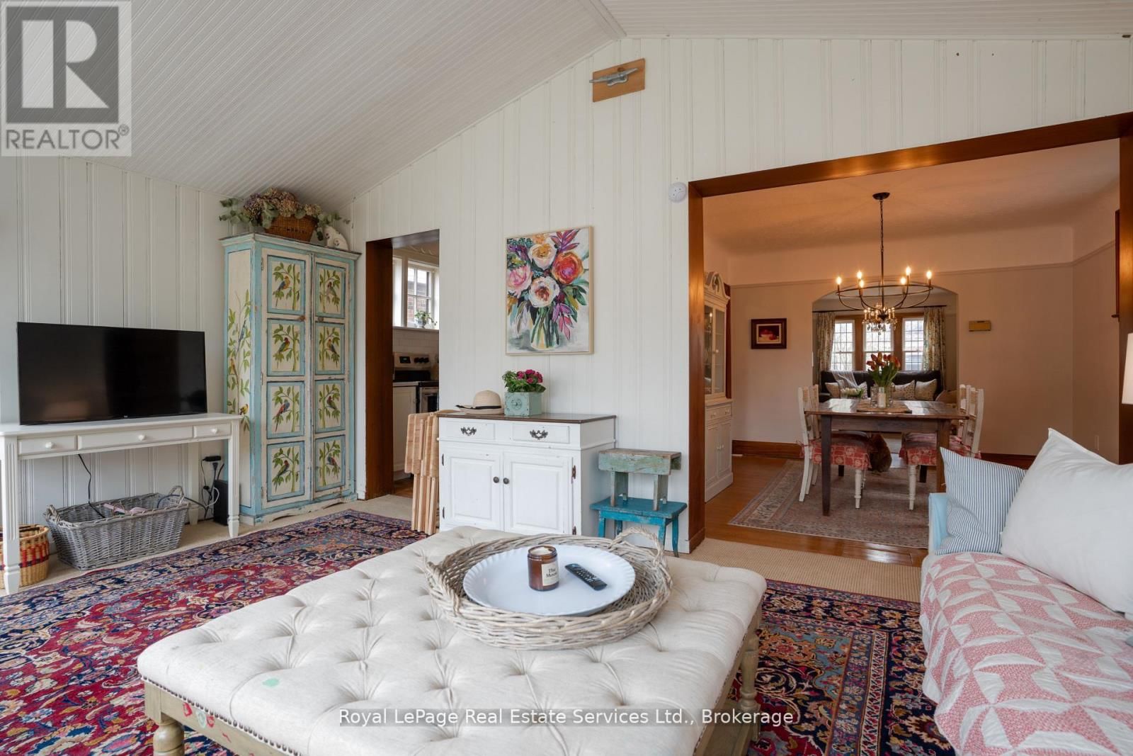 89 EDGEMONT STREET SOUTH Image 32