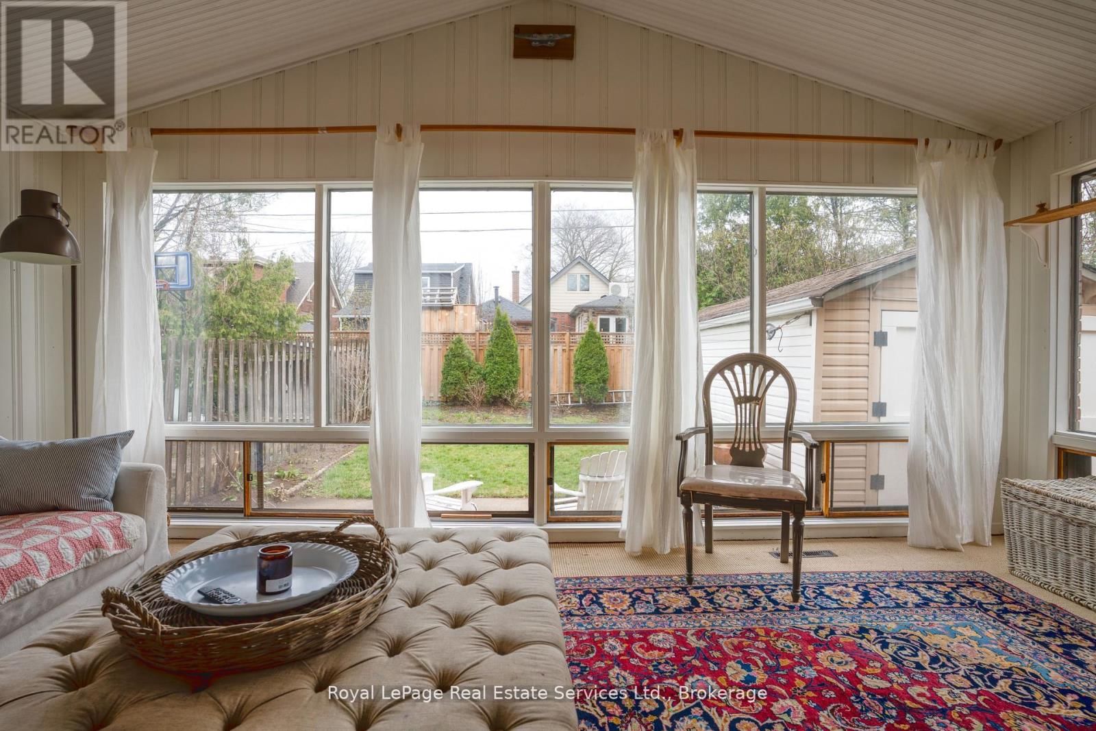 89 EDGEMONT STREET SOUTH Image 33