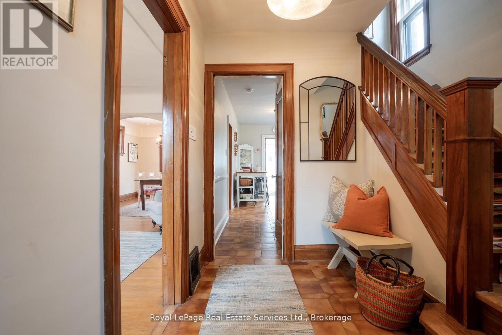 89 EDGEMONT STREET SOUTH Image 7