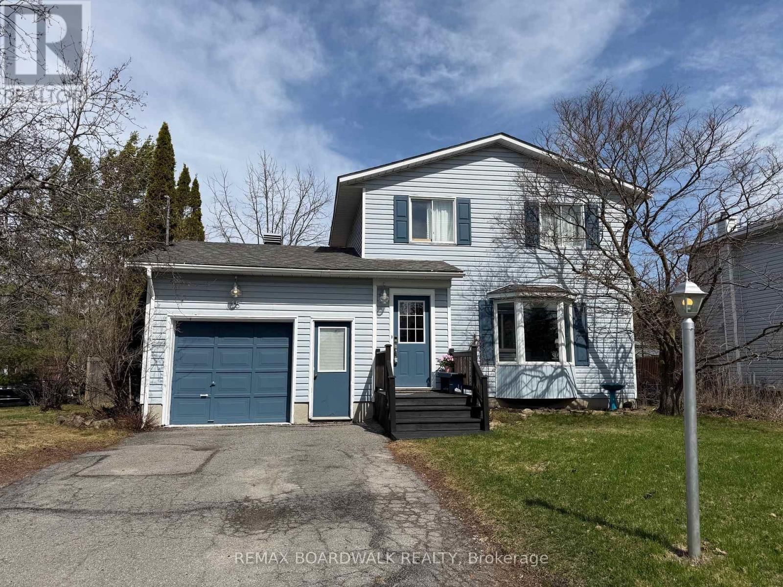 15 TERRY FOX AVENUE Image 1
