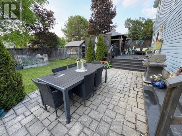 15 TERRY FOX AVENUE Image 27