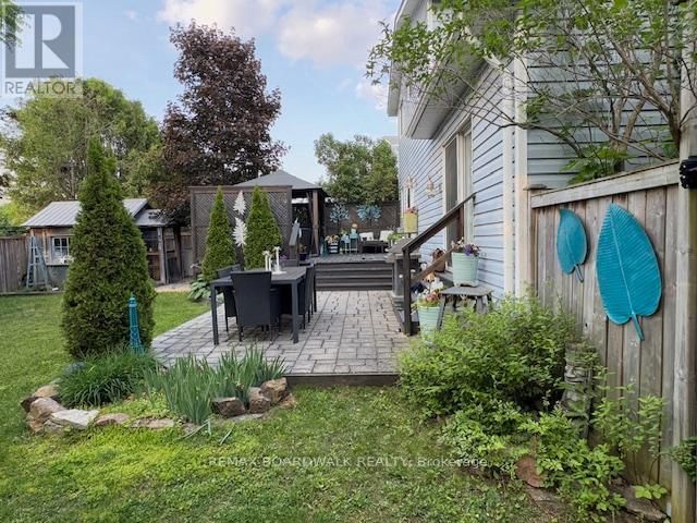 15 TERRY FOX AVENUE Image 29