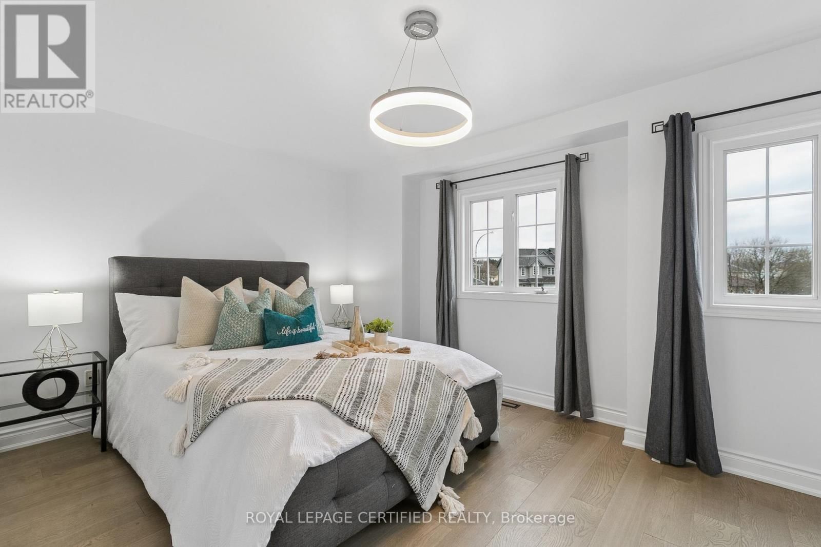 22 GOLDEN TERRACE COURT Image 21