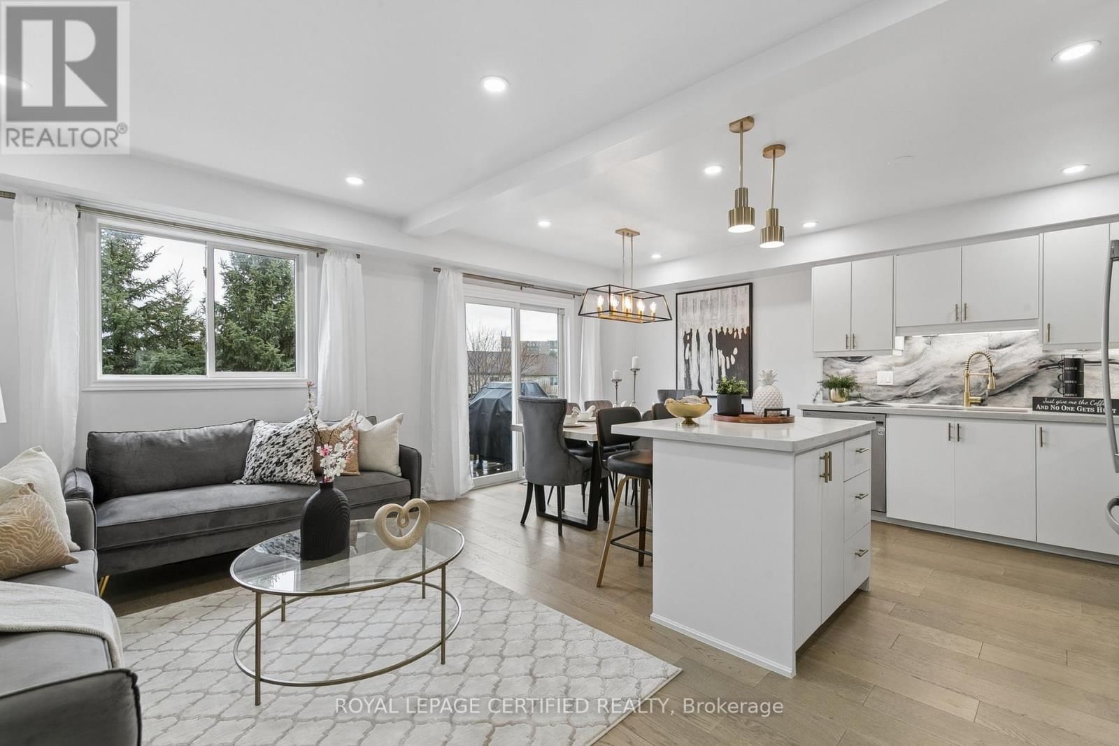 22 GOLDEN TERRACE COURT Image 3