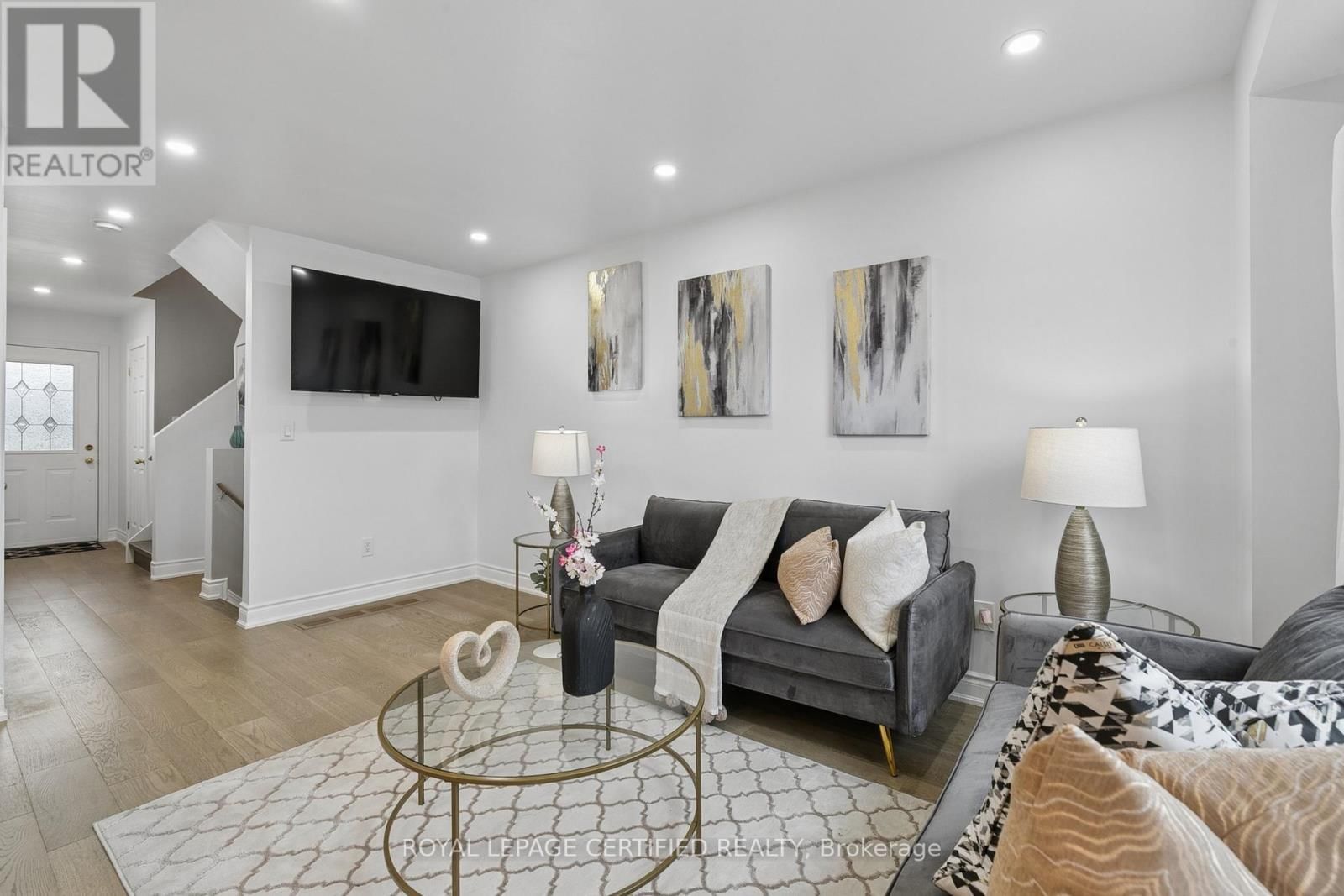 22 GOLDEN TERRACE COURT Image 5