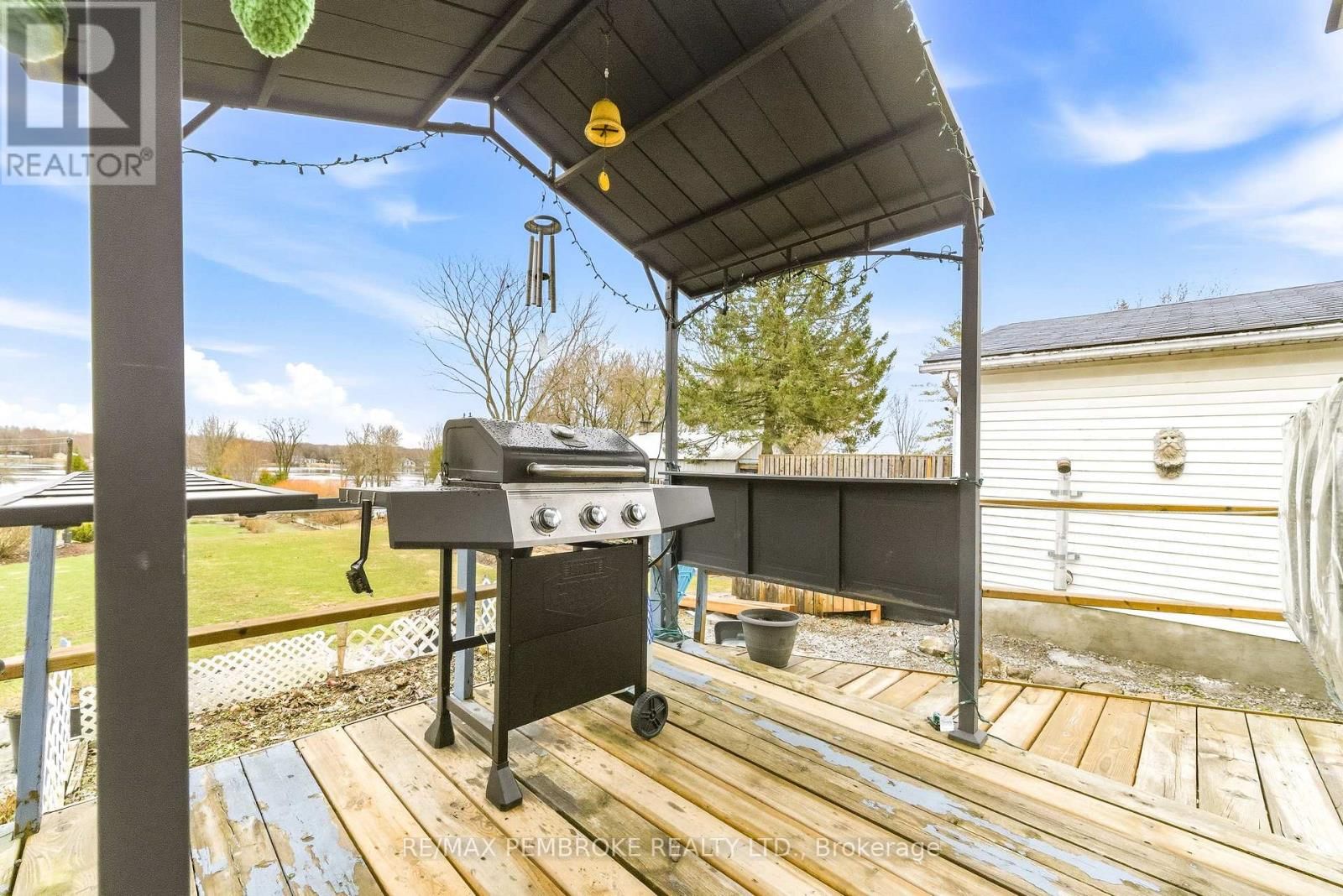 48 LACROIX BAY ROAD Image 13