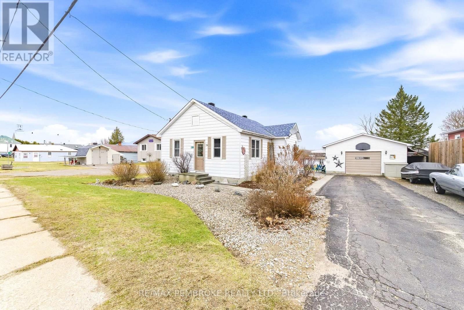 48 LACROIX BAY ROAD Image 2